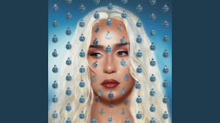 Explore the Meaning of Mila Robert - Divine Divane Lyrics